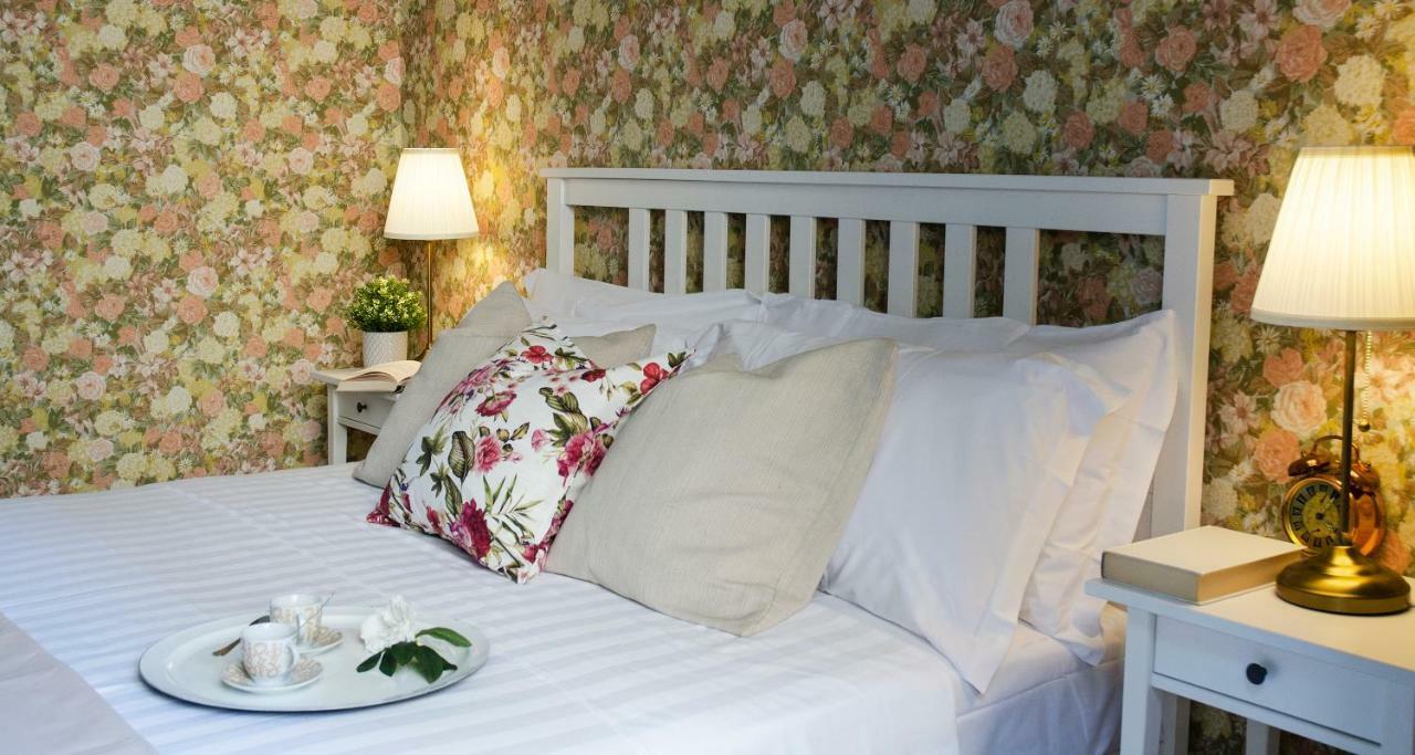 Flowers Apartment Joivy 25 Como Zewnętrze zdjęcie
