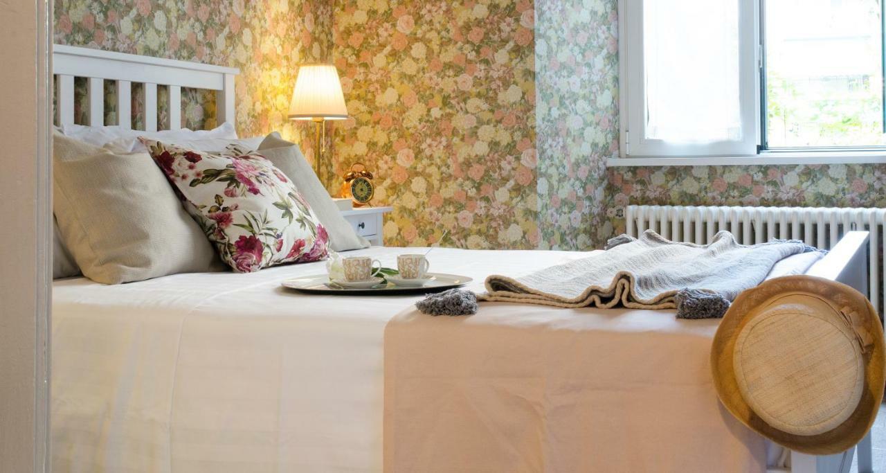 Flowers Apartment Joivy 25 Como Zewnętrze zdjęcie