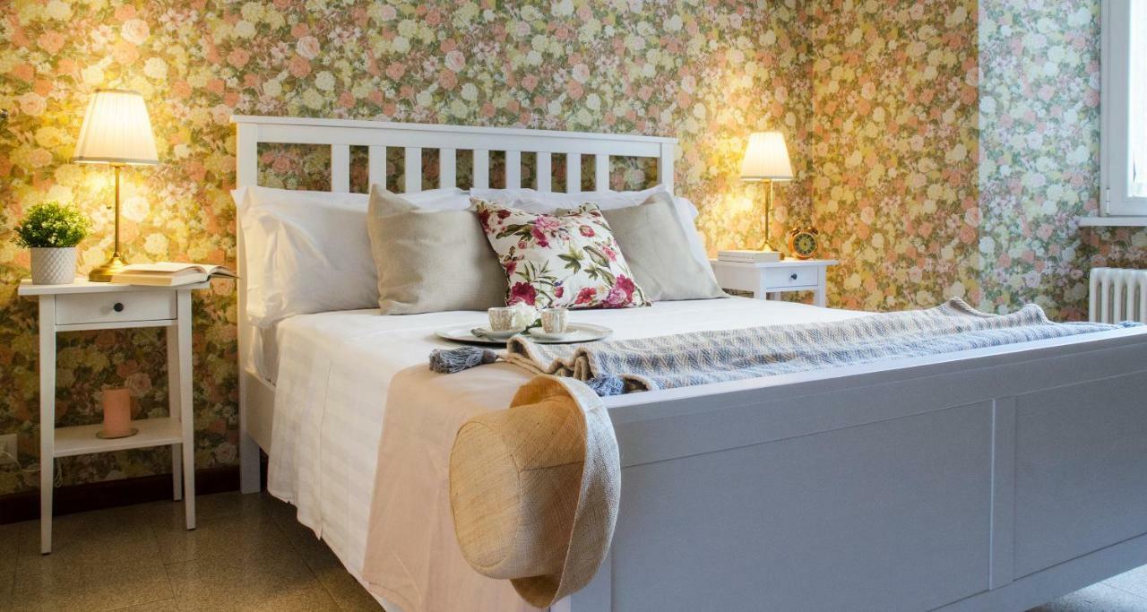 Flowers Apartment Joivy 25 Como Zewnętrze zdjęcie