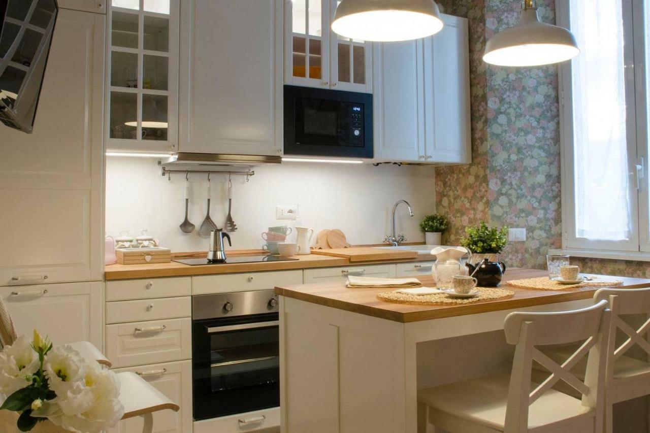 Flowers Apartment Joivy 25 Como Zewnętrze zdjęcie